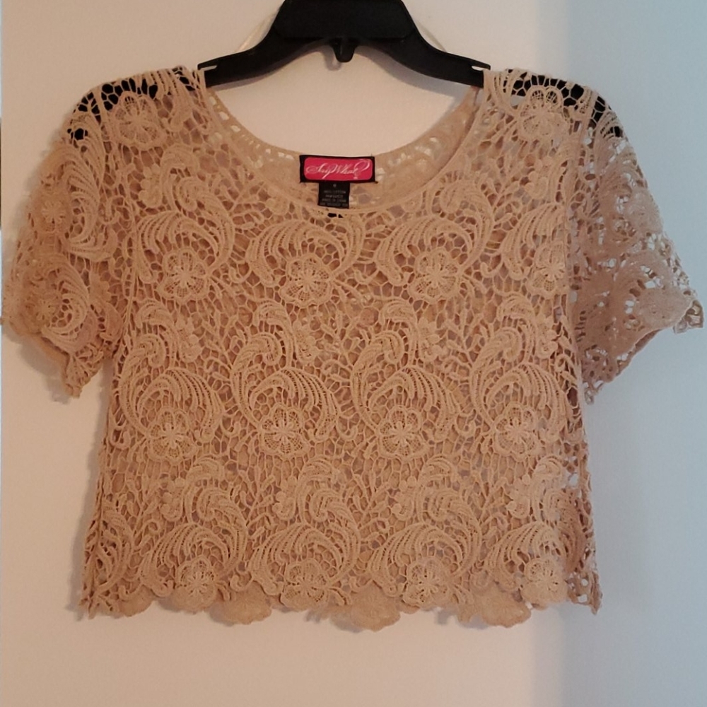 Lace crop top